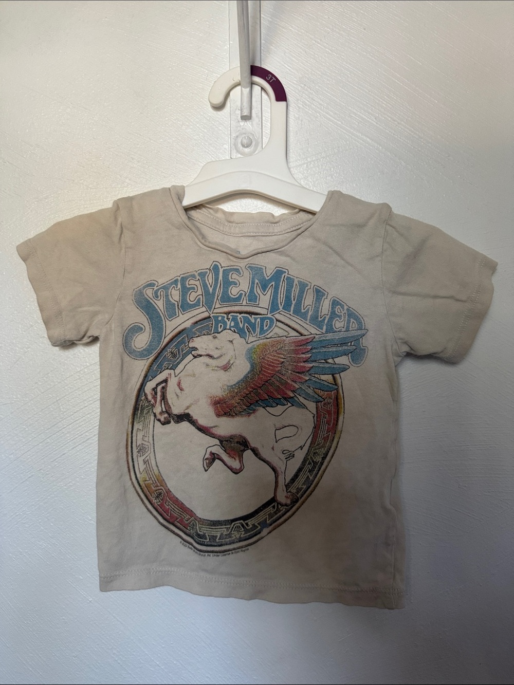 Rowdy Sprout Cream Steve Miller Band Pegasus Tee